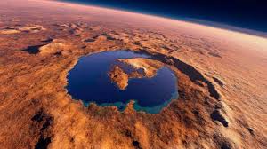 Descubren agua líquida en Marte